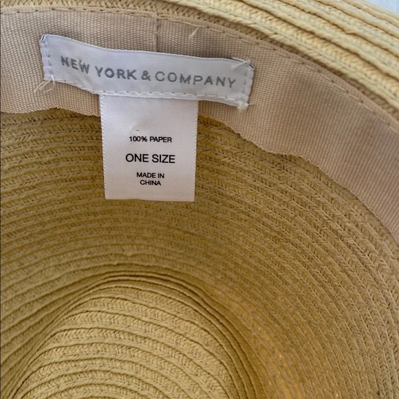 New York & Company Womens Straw Fedora Hat with Pink Band & Flower - Picture 4 of 9